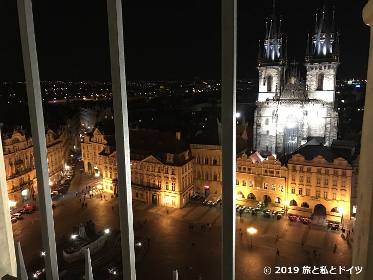 プラハ時計塔からの夜景