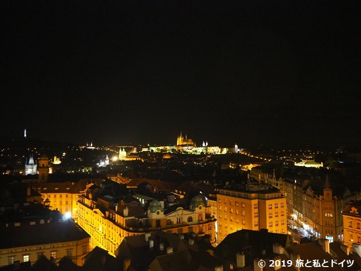 プラハ時計塔からの夜景